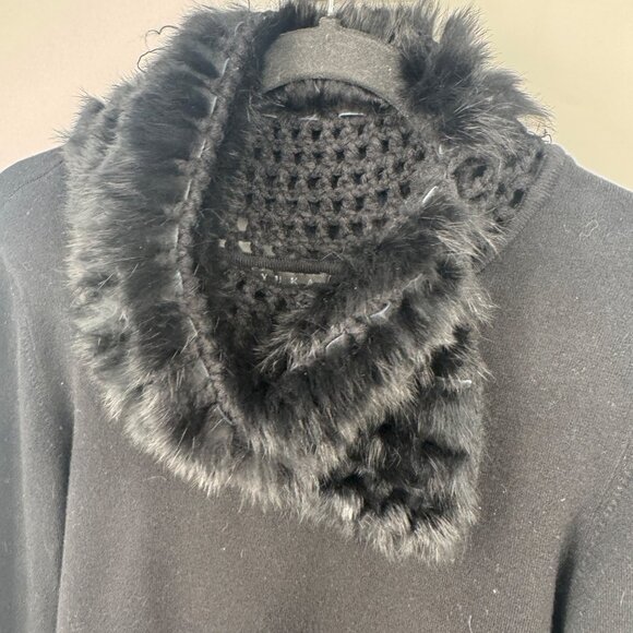 Yuka Black Cowl Neck Sweater Rabbit Fur Trim at Collar Wrist woman’s size Medium - Picture 8 of 11
